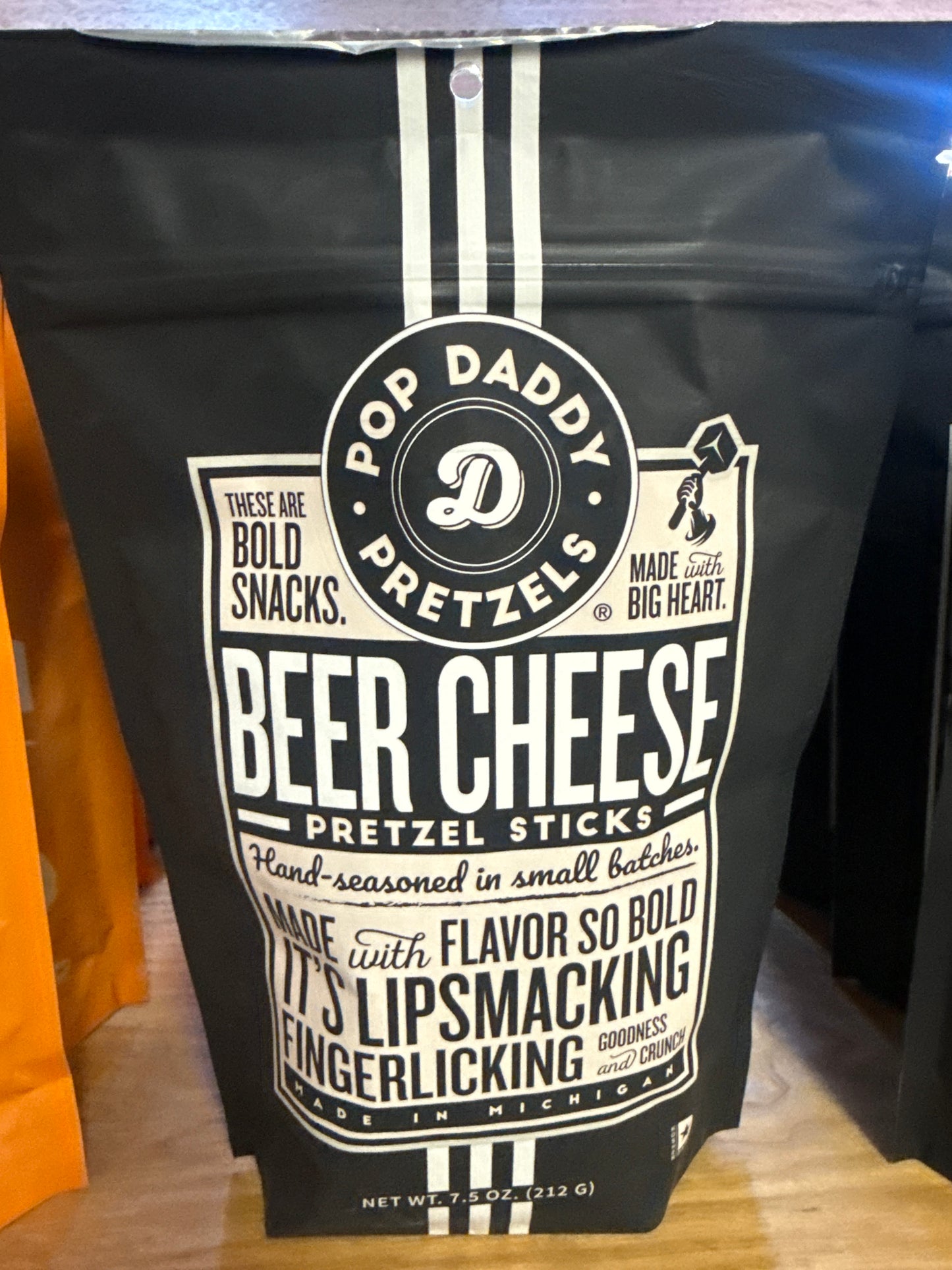 Pop Daddy Pretzel - Beer Cheese