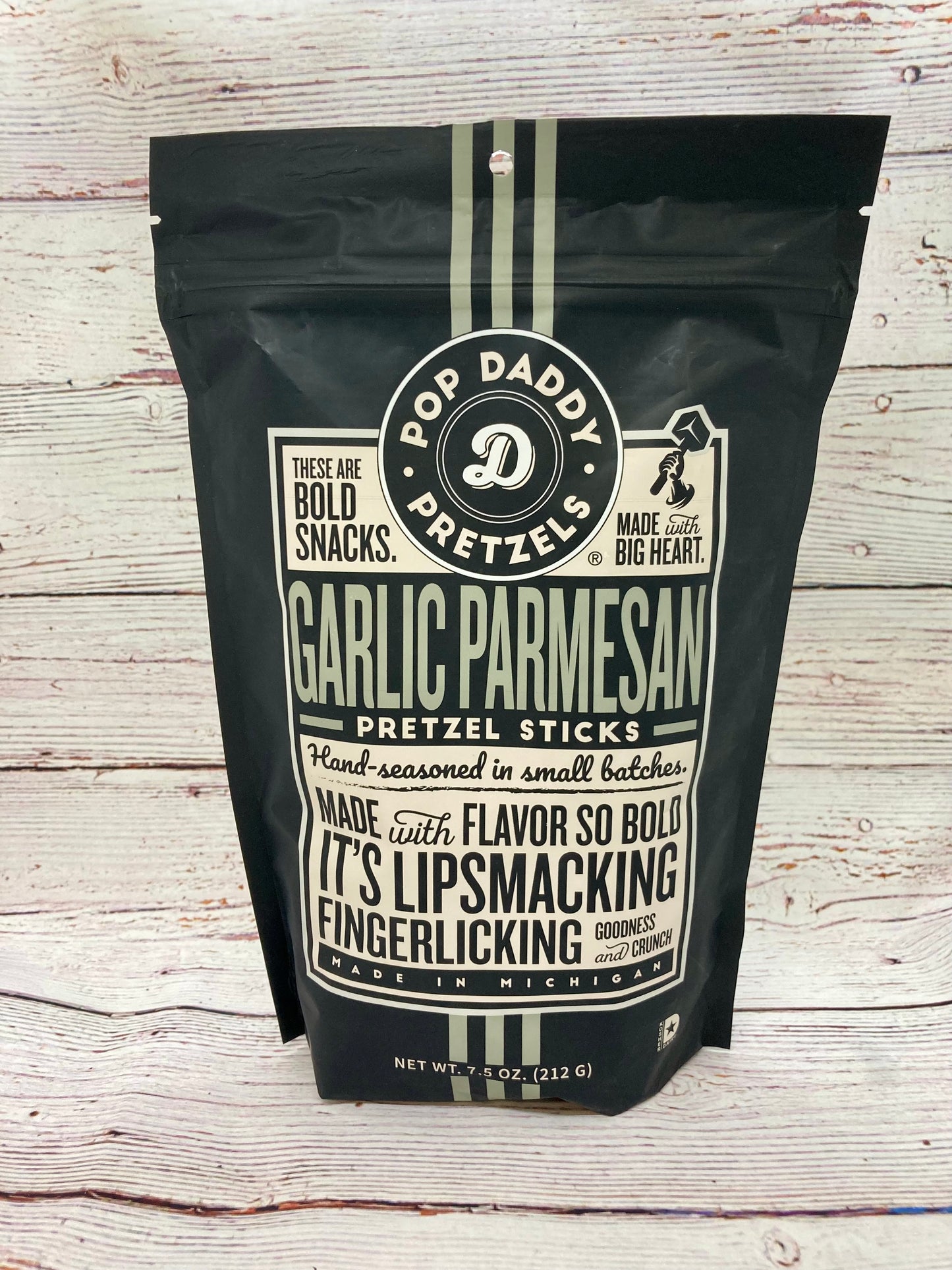 Pop Daddy Pretzel - Garlic Parmesan